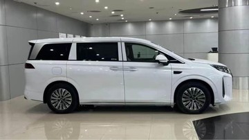 Lebih Murah dari Denza D9, Ini MPV Mewah M9 yang Didaftarkan BYD di Indonesia