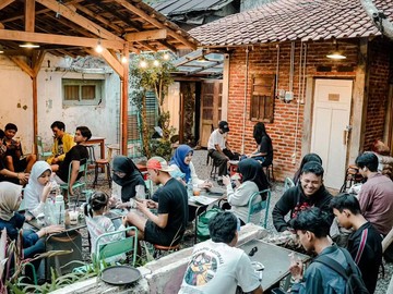 5 Tempat Ngopi di Suryakencana Bogor yang Bergaya Vintage
