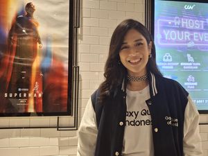 Kata Dian Sastro Soal Pemakaiaan HP dan AI di Dunia Perfilman Kata Dian Sastro Soal Pemakaiaan HP dan AI di Dunia Perfilman