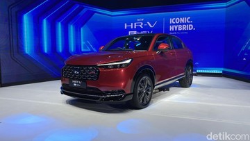 Mobil LCGC Lewat, Konsumsi BBM Honda HR-V Hybrid Tembus Segini
