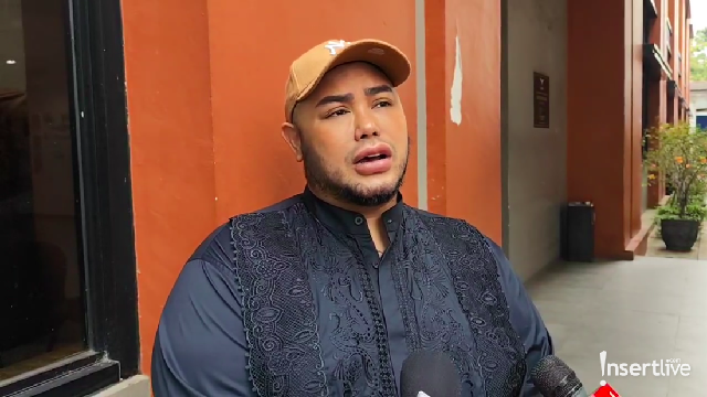 Berita Seputar Selebriti Insertlive Terkini : Respons Beban Dipanggil 'Pak Haji', Ivan Gunawan: Yang Berat Cuma Badan Bukan Gelarnya
