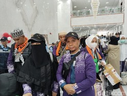 Jelang Pulang, Jemaah Berterima Kasih Dapat Layanan Baik Saat Biaya Haji Turun