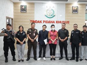 Kejati Kepri Tahan Eks Direktur TVRI karena Dikhawatirkan Melarikan Diri Kejati Kepri Tahan Eks Direktur TVRI karena Dikhawatirkan Melarikan Diri