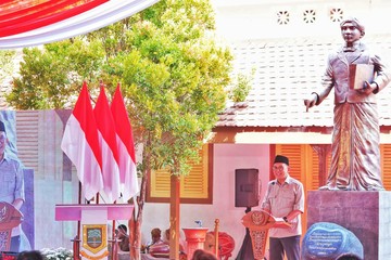 Perkuat Literasi Sejarah, Fadli Zon Resmikan Galeri Soekarno Kecil
