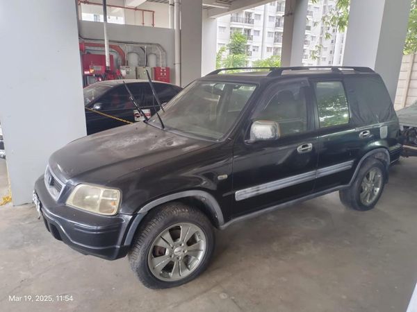 Tampang Honda CR-V yang Dilelang Mulai Rp 8 Jutaan