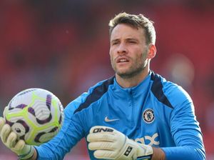 Man City Segera Datangkan Kiper Cadangan Chelsea