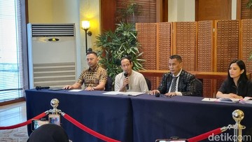 Nadiem Jelaskan Alasan Pilih Chromebook untuk Proyek Pengadaan Laptop