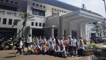 Demi Jumpa Gubernur Jenderal, Douwes Deker Dua Bulan Nongkrong di Hotel Salak