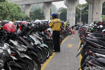 Siap-siap! Tarif Parkir Kendaraan di Jakarta Bakal Naik