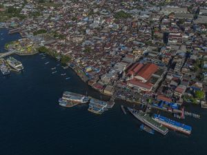 Tersibuk di Ternate, Pelabuhan Bastiong Dukung Ekonomi dan Akses Antarpulau Tersibuk di Ternate, Pelabuhan Bastiong Dukung Ekonomi dan Akses Antarpulau