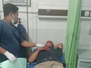 Bobol Rumah Lalu Bekap Korbannya, Pria di Lamongan Babak Belur Dimassa Bobol Rumah Lalu Bekap Korbannya, Pria di Lamongan Babak Belur Dimassa