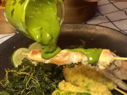 10 Penistaan Matcha Jadi Saus Sate Taichan hingga Bumbu Steak