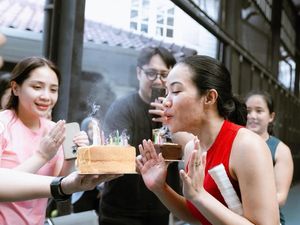 Happy Birthday Yura Yunita! Nagita Slavina Beri Kejutan di Lapangan Tenis