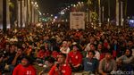 Ragam Ekspresi Suporter Timnas Indonesia Nobar di GBK