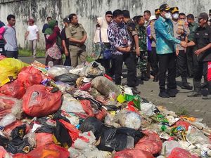 Dikeluhkan Warga, TPS3R Ngampelsari Resmi Diambil Alih Pemkab Sidoarjo Dikeluhkan Warga, TPS3R Ngampelsari Resmi Diambil Alih Pemkab Sidoarjo