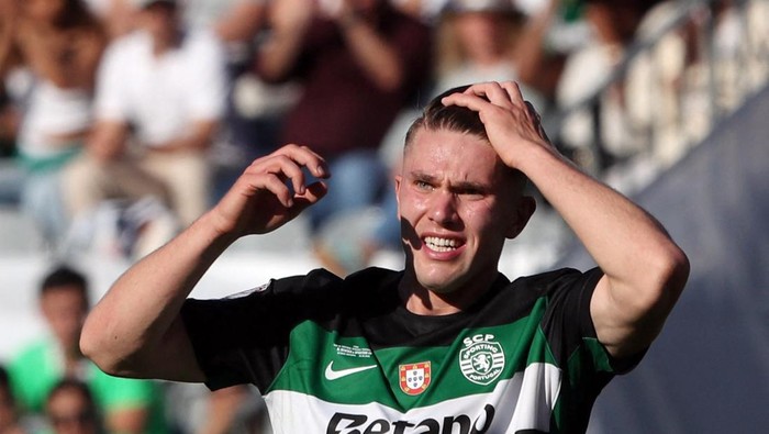 Viktor Gyokeres Soccer Football - Taca de Portugal - Final - Benfica v Sporting CP - Estadio Nacional do Jamor, Lisbon, Portugal - May 25, 2025 Sporting CPs Viktor Gyokeres reacts REUTERS/Pedro Rocha
