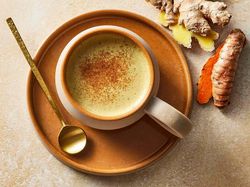 6 Manfaat Menambahkan Kunyit dalam Kopi, Segar dan Menyehatkan!