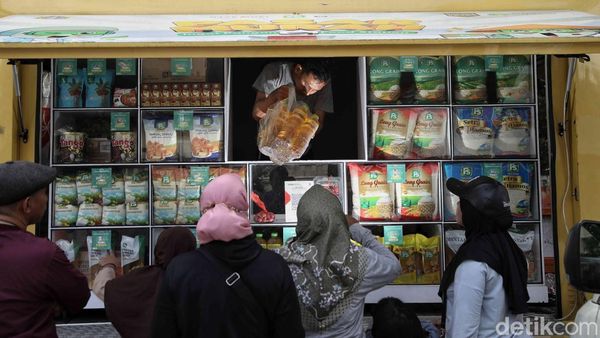Belanja Hemat di Pasar Murah Koja