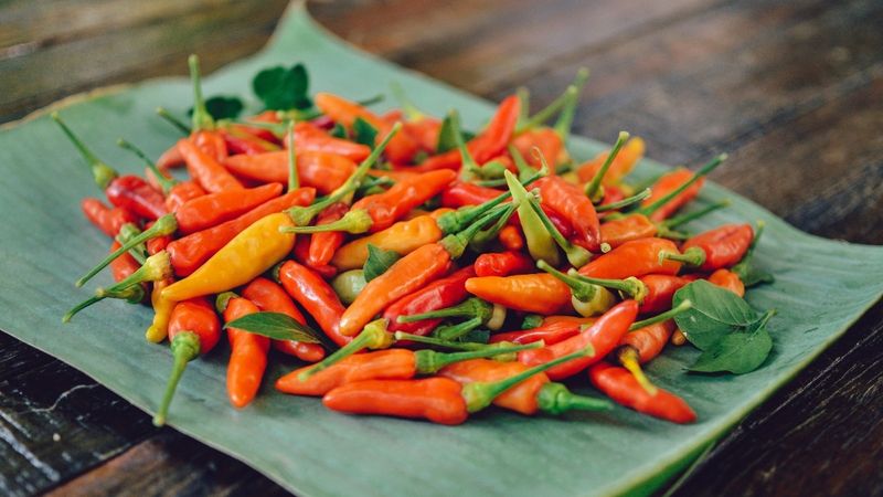 bola daging pedas