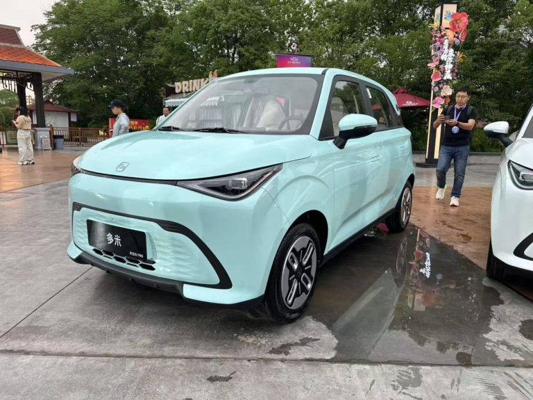 Chery QQ Domi.