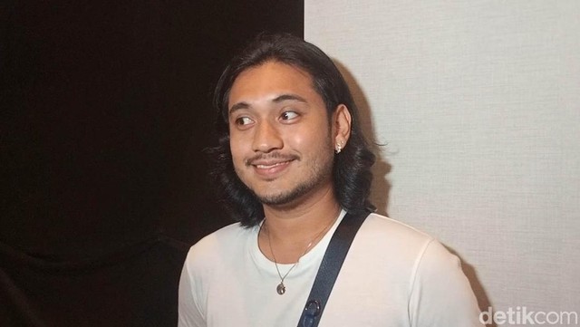 Highlight Dunia Hiburan InsertLive : Belum Kepikiran Nikahi Yasmin Napper, Giorgino Abraham: Aku Nggak Mau Dia...