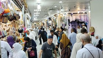 Ibadah Haji Selesai, Jemaah RI Kini Sibuk Berburu Oleh-oleh