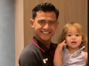 Anak Digendong Pratama Arhan, Jennifer Coppen: Om Jowo Ini Anak Digendong Pratama Arhan, Jennifer Coppen: Om Jowo Ini