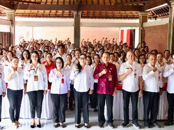 Rai Wahyuni Sanjaya Sosialisasikan 6 SPM Posyandu untuk Masyarakat Tabanan