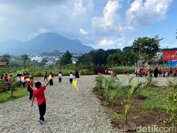 Potret Kolam Retensi Ciporeat Pengendali Banjir di Bandung Timur