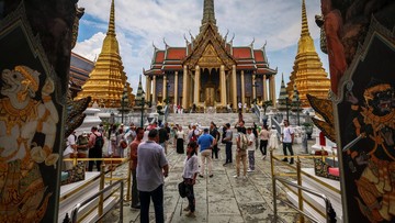 Menyusuri Megahnya Grand Palace Bangkok
