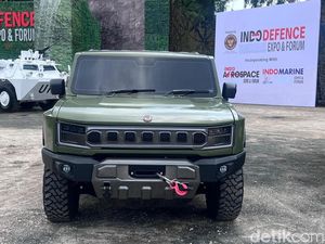 Video: Wujud Maung MV3 Rantis Listrik Buatan Pindad yang Diresmikan Prabowo Video: Wujud Maung MV3 Rantis Listrik Buatan Pindad yang Diresmikan Prabowo