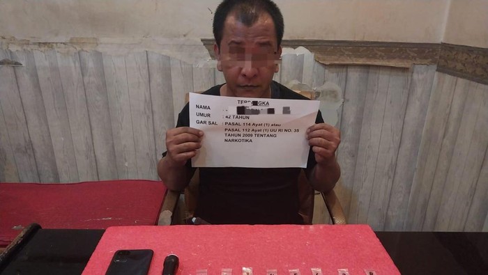 Pengedar sabu di Jambi diamankam polisi Pengedar sabu di Jambi diamankam polisi