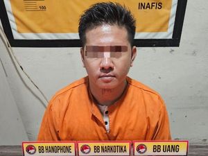 Polisi Tangkap Pengedar Narkoba di Inhu Riau, 12 Paket Sabu Disita