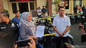 Momen Polresta Bogor Serahkan Kendaraan Curian ke Pemilik Sah