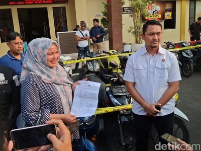 Momen Polresta Bogor Serahkan Kendaraan Curian ke Pemilik Sah