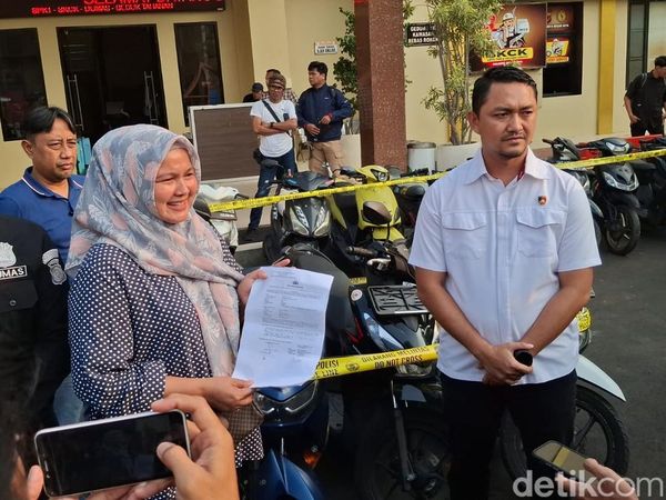 Momen Polresta Bogor Serahkan Kendaraan Curian ke Pemilik Sah