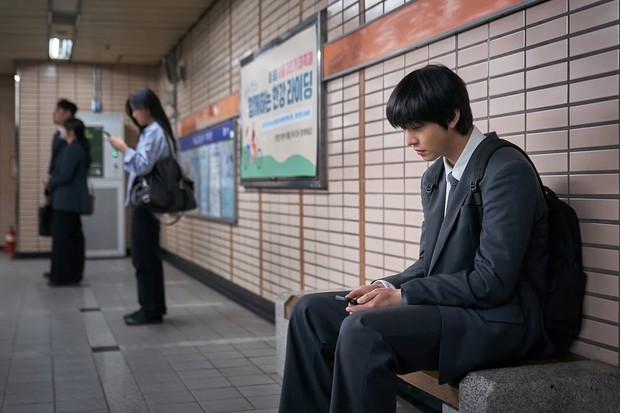 Potret Ahn Hyo Seop dalam film 'Omniscient Reader's Viewpoint'