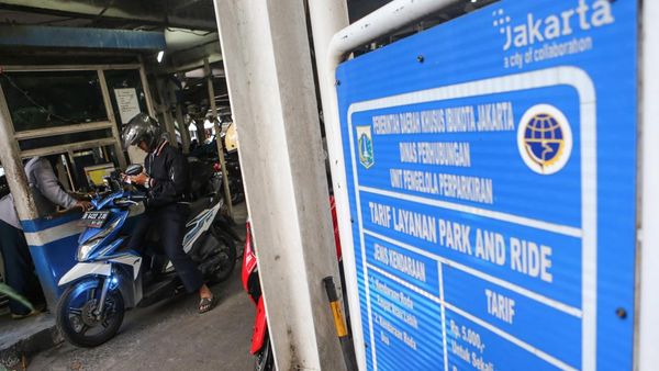Rencana Kenaikan Tarif Parkir di Jakarta