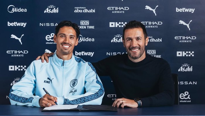 Tijjani Reijnders Manchester City resmi rekrut Tijjani Reijnders