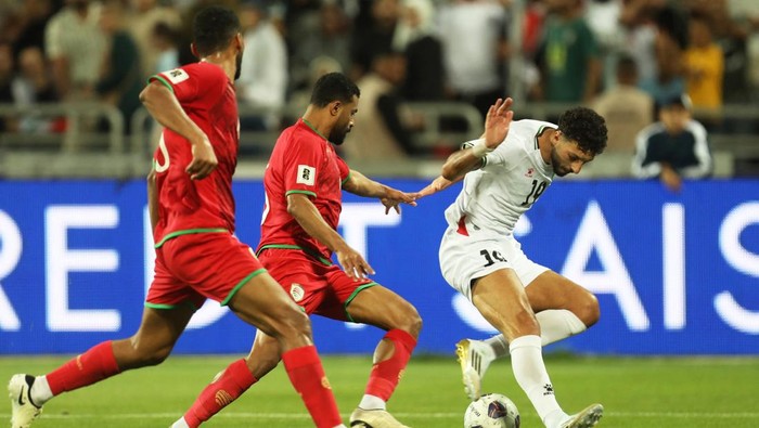 timnas palestina palestina vs oman timnas oman wessam ali kualifikasi piala dunia 2026 zona asia Soccer Football - World Cup - AFC Qualifiers - Group B - Palestine v Oman - King Abdullah II Stadium, Amman, Jordan - June 10, 2025 Palestines Wessam Ali in action REUTERS/Alaa Al Sukhni