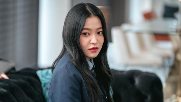 Kim Ye Rim (Yeri Red Velvet) di BITCH X RICH 2.