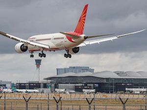 Bayang Kematian Whistleblower yang Kritik Pabrik Boeing Dreamliner Bayang Kematian Whistleblower yang Kritik Pabrik Boeing Dreamliner
