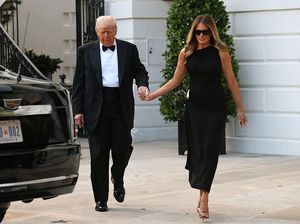 Video: Outfit Berani Melania Trump di Jamuan Makan Malam Bareng Raja Charles Video: Outfit Berani Melania Trump di Jamuan Makan Malam Bareng Raja Charles