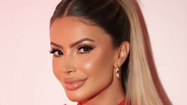 7 Penampilan Influencer Oplas Rp 22 Miliar, Kini Diblokir dari Dating Apps