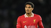 4. Liverpool - sejak 2022 sudah mendulang 106 juta paun dari menjual pemain akademinya, termasuk Jarell Quansah. Foto: Getty Images/Mike Hewitt