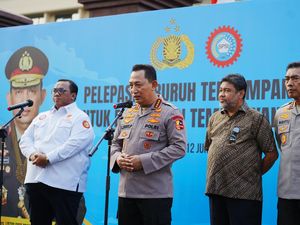 Kapolri Pastikan Desk Ketenagakerjaan Polri Terus Tuntaskan Masalah Industrial Kapolri Pastikan Desk Ketenagakerjaan Polri Terus Tuntaskan Masalah Industrial