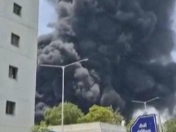 Air India Jatuh di Area Permukiman Ahmedabad, 5 Menit Usai Lepas Landas