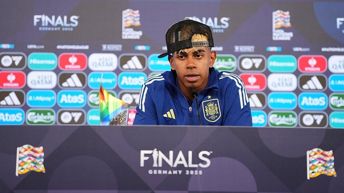 STUTTGART, GERMANY - JUNE 05: Lamine Yamal of Spain, speaks to the media in a post match press conference following the UEFA Nations League 2025 semifinal match between Spain and France at Stuttgart Arena on June 05, 2025 in Stuttgart, Germany. (Photo by Pau Barrena - UEFA/UEFA via Getty Images)