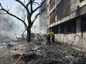 Pesawat Air India Jatuh Bawa 242 Orang, Penumpang Warga India-Inggris
