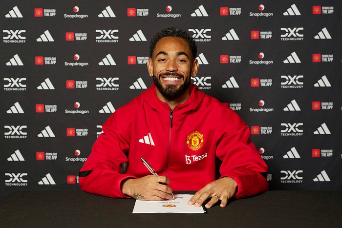  (EXCLUSIVE COVERAGE) Matheus Cunha of Manchester United signing his contract with the club at Carrington Training Ground on June 12, 2025 in Manchester, England. (Photo by Manchester United/Manchester United via Getty Images)